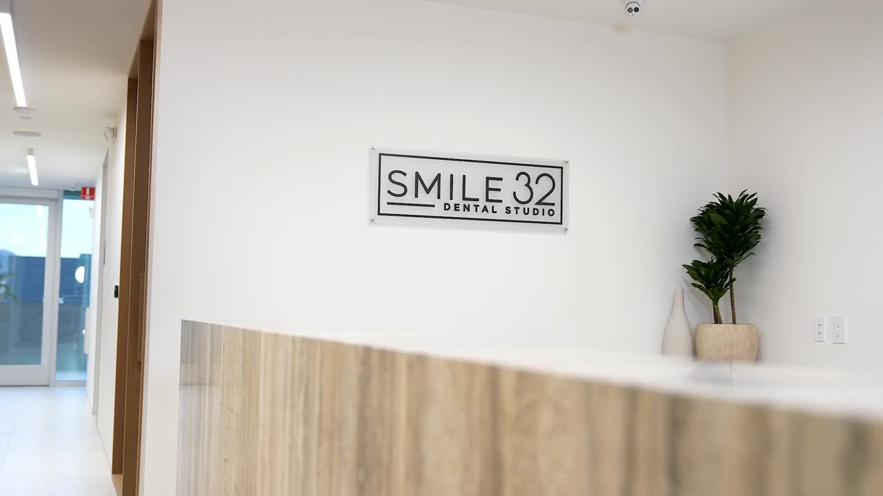 Dentist in Glendale, CA | Book Now | Smile32 Dental Studio